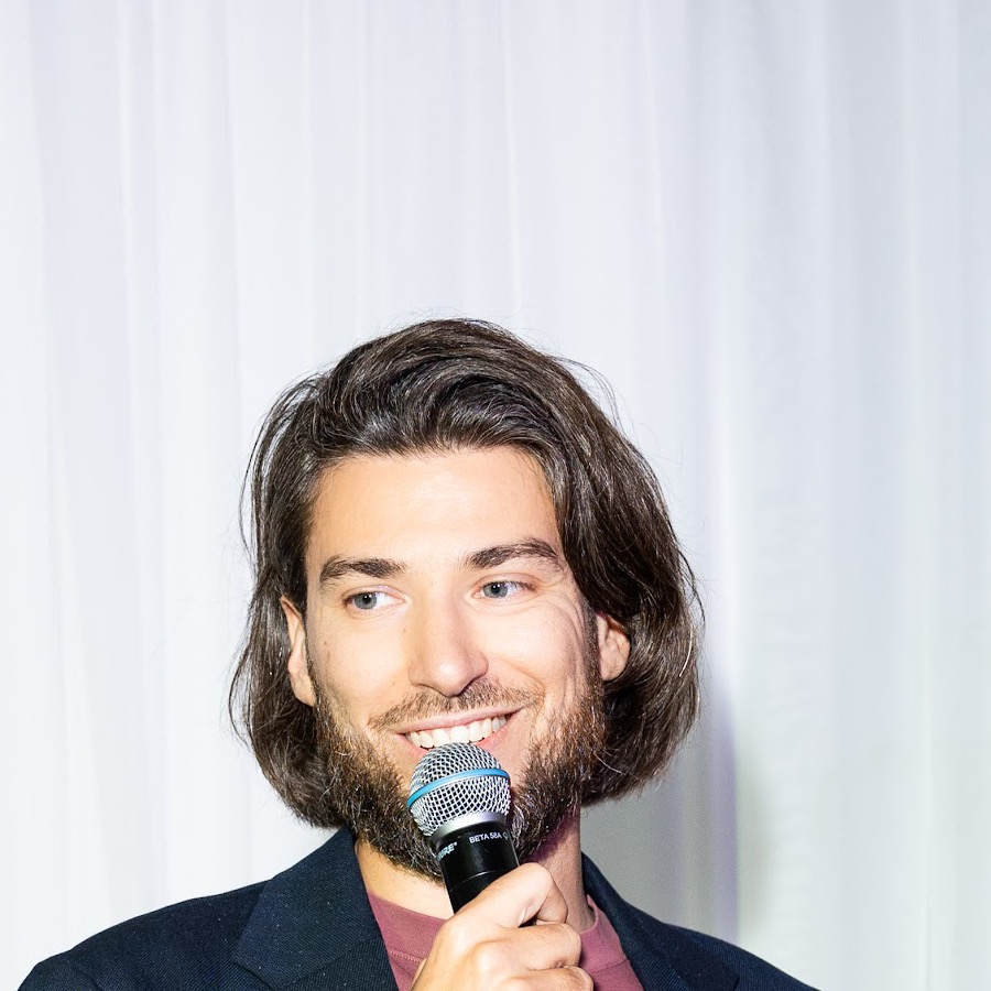 Alexander Weinstein
